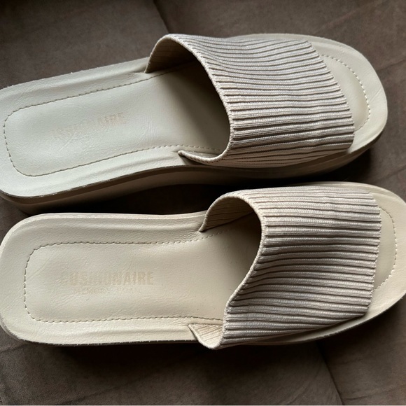 Cushionaire Platform Sandals - Picture 3 of 3